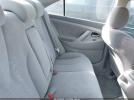 Toyota Camry Le Image 5