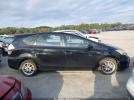 Toyota Prius v Three Image 7
