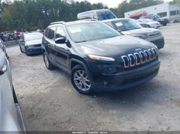  Salvage Jeep Cherokee