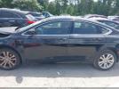 Chrysler 200 Limited Image 4