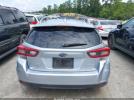 Subaru Impreza Premium 5-door Image 2