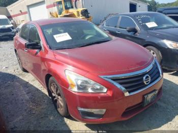  Salvage Nissan Altima