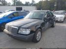 Mercedes-Benz E-Class 320 Image 5