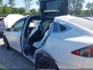 Tesla Model X Image 4