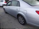 Toyota Avalon Xls Image 11