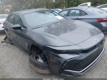  Salvage Toyota Crown