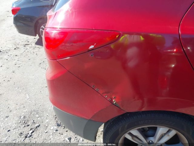 Hyundai TUCSON Gls Image 16