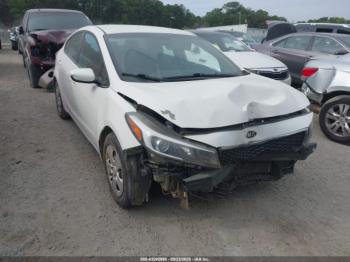 Salvage Kia Forte