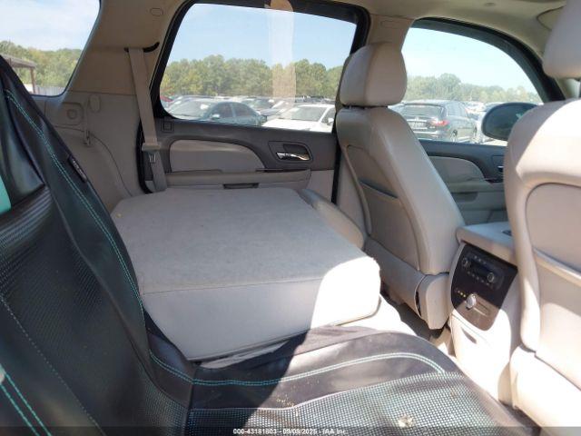 Chevrolet Tahoe Image 10