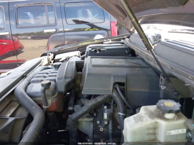 Chevrolet Tahoe Image 9