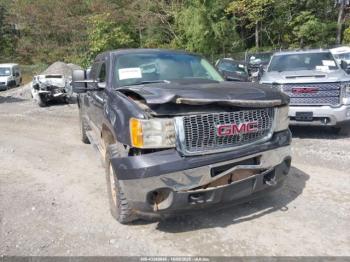  Salvage General Motors Sierra 3500HD