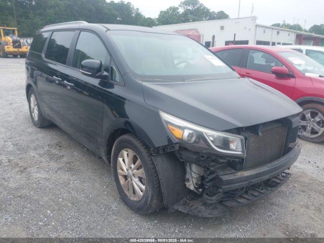  Salvage Kia Sedona
