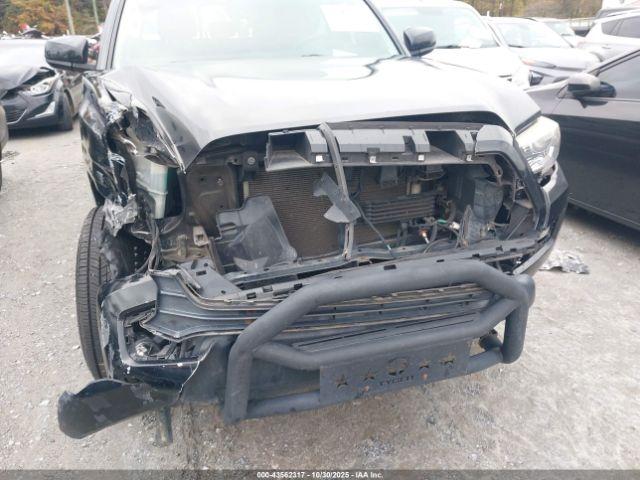 Toyota Tacoma Sr5 Image 9