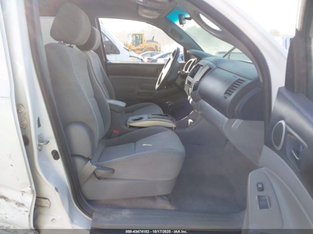 Toyota Tacoma Prerunner V6 Image 6