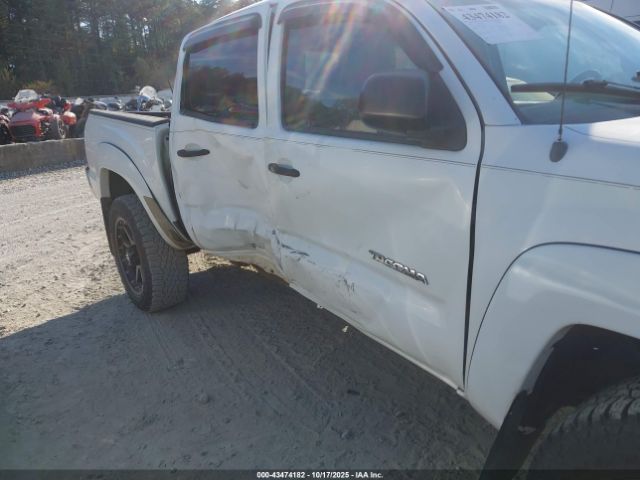 Toyota Tacoma Prerunner V6 Image 2