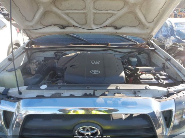 Toyota Tacoma Prerunner V6 Image 13