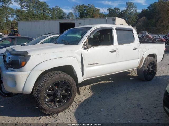 Toyota Tacoma Prerunner V6 Image 9