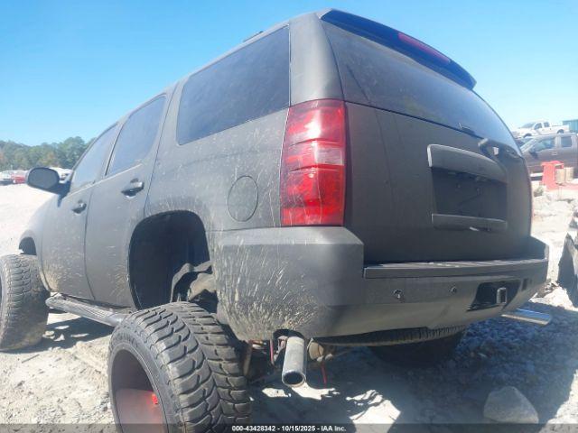 Chevrolet Tahoe Lt Image 12
