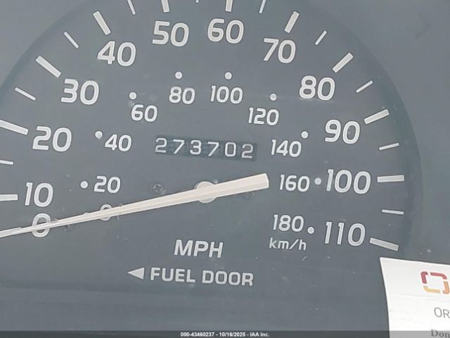 Toyota Tacoma Image 16