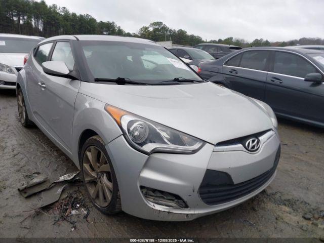  Salvage Hyundai VELOSTER
