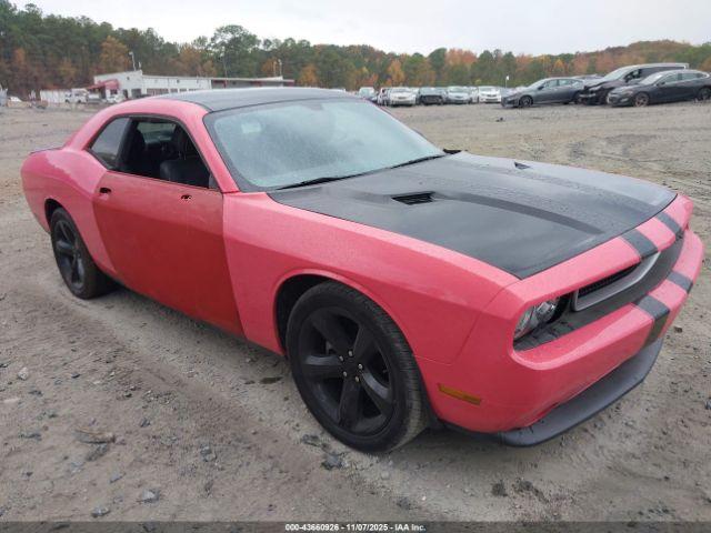  Salvage Dodge Challenger