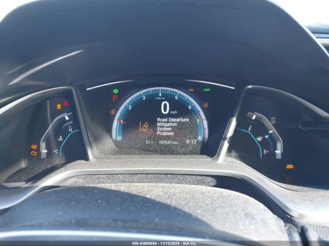 Honda Civic Touring Image 9