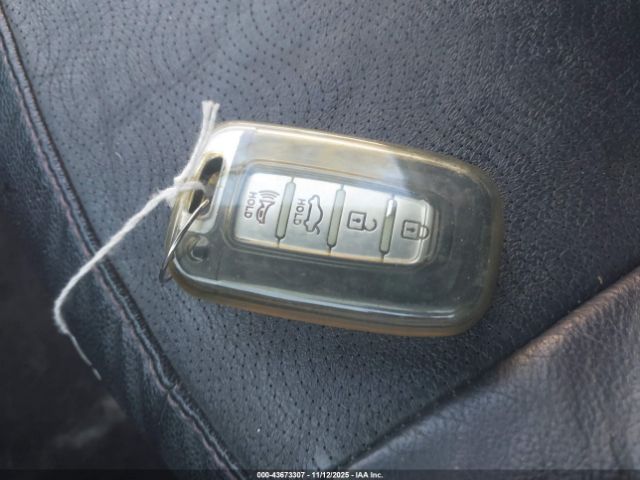 Hyundai ELANTRA Limited Image 12