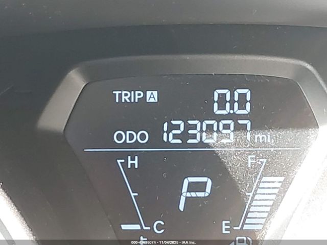 Hyundai ELANTRA Gls Image 2