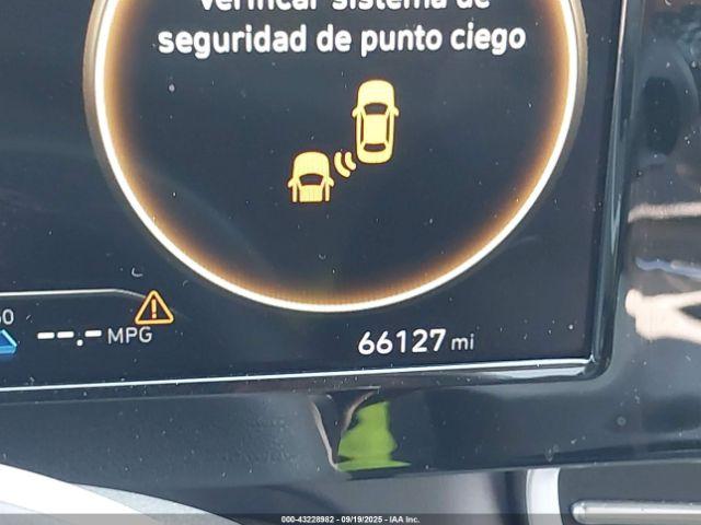 Hyundai ELANTRA Sel Image 7