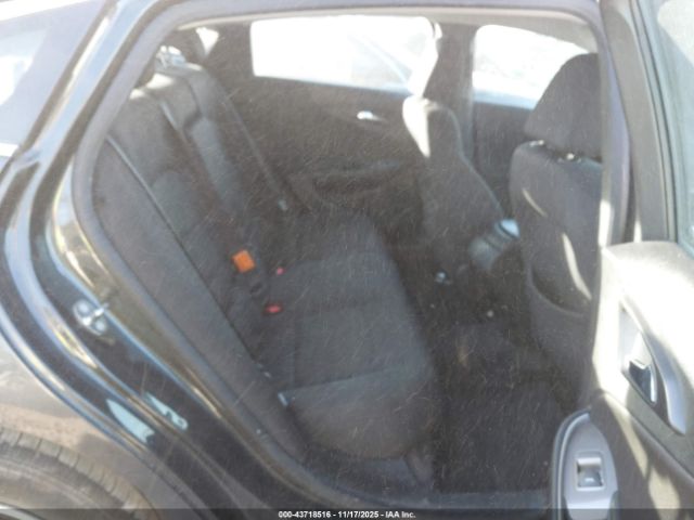 Chevrolet Malibu Ls Image 2