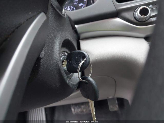 Hyundai ELANTRA Sel Image 13