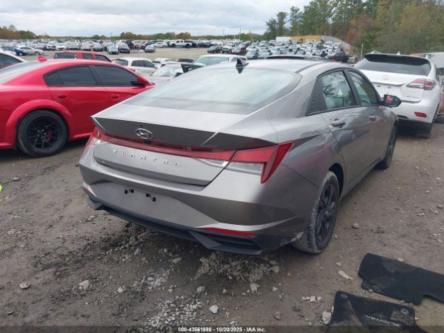 Hyundai ELANTRA Sel Image 16