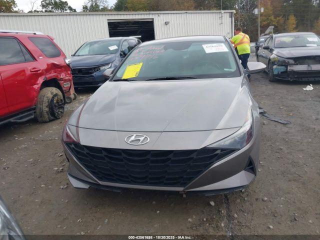 Hyundai ELANTRA Sel Image 11