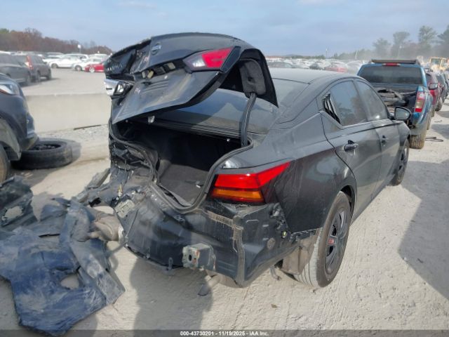 Nissan Altima S Fwd Image 8