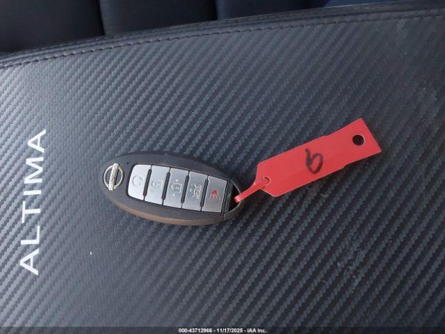 Nissan Altima Sv Fwd Image 4