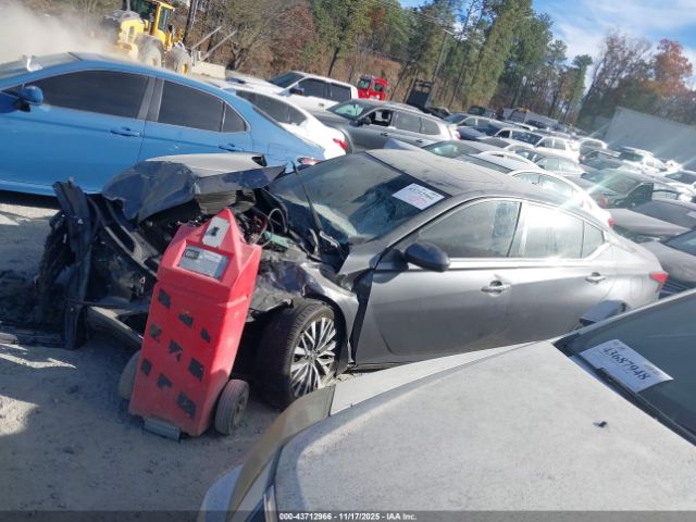 Nissan Altima Sv Fwd Image 14