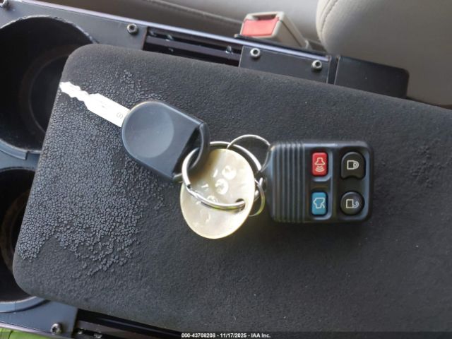 Ford Expedition Xlt Image 16