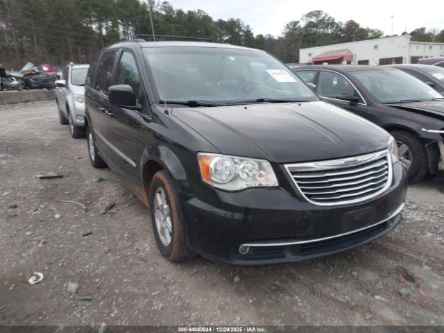  Salvage Chrysler Town & Country