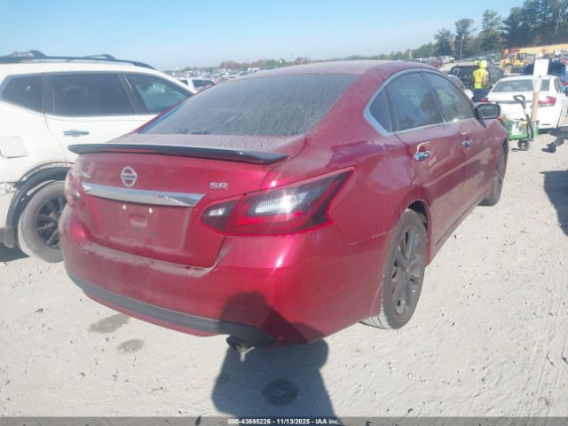 Nissan Altima 2.5 Sr Image 9