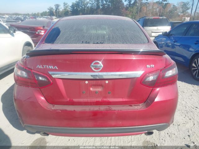 Nissan Altima 2.5 Sr Image 13