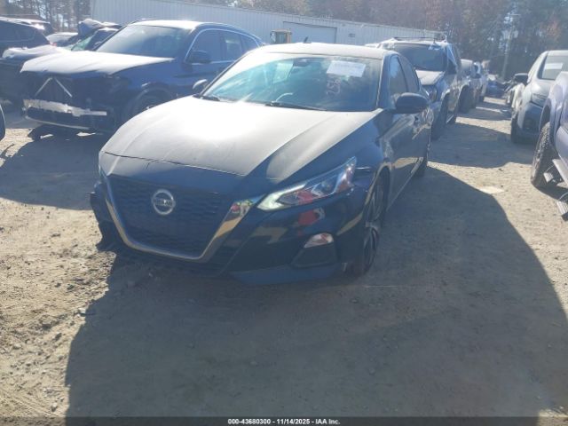 Nissan Altima Sr Fwd Image 2