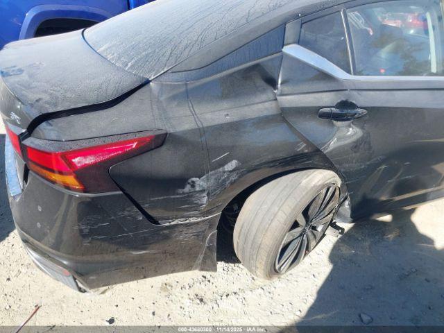 Nissan Altima Sr Fwd Image 12