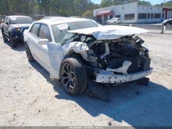  Salvage Chrysler 300