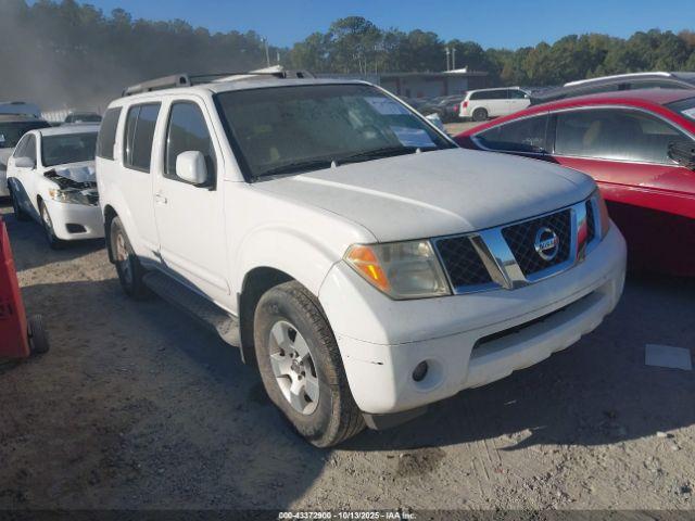  Salvage Nissan Pathfinder