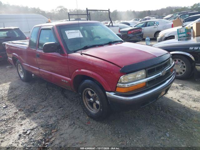  Salvage Chevrolet S-10