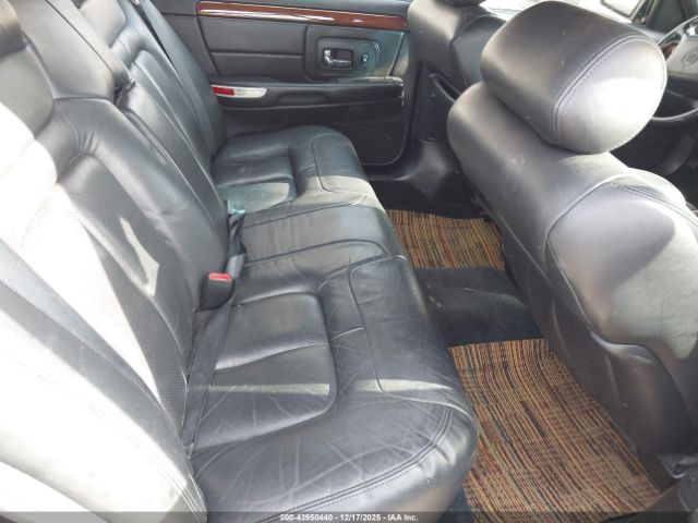 Cadillac DeVille Concours Image 5