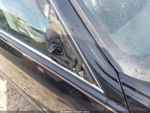 Cadillac DeVille Concours Image 11