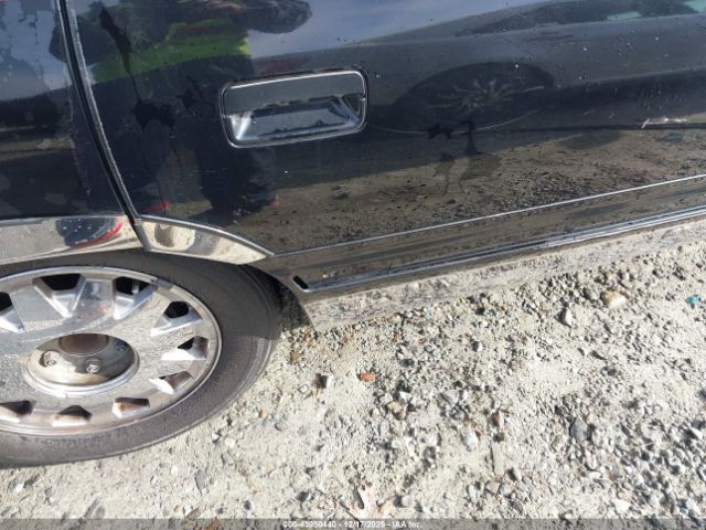 Cadillac DeVille Concours Image 10