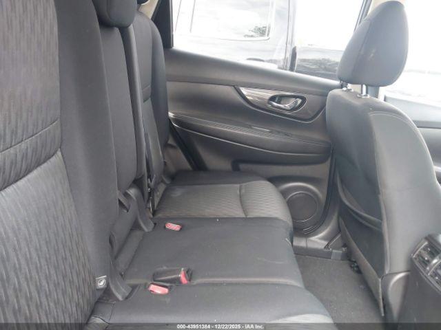 Nissan Rogue Sv Intelligent Awd Image 8