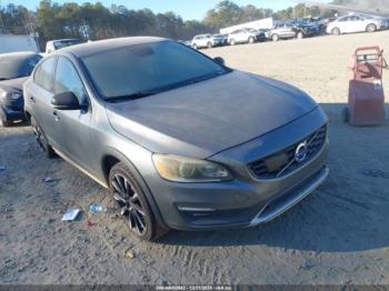  Salvage Volvo S60 Cross Country